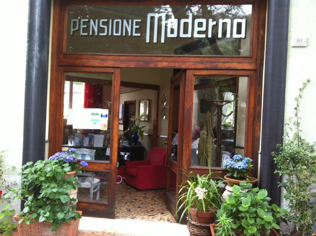 Hotel Pensione Moderna Bonassola Exterior photo